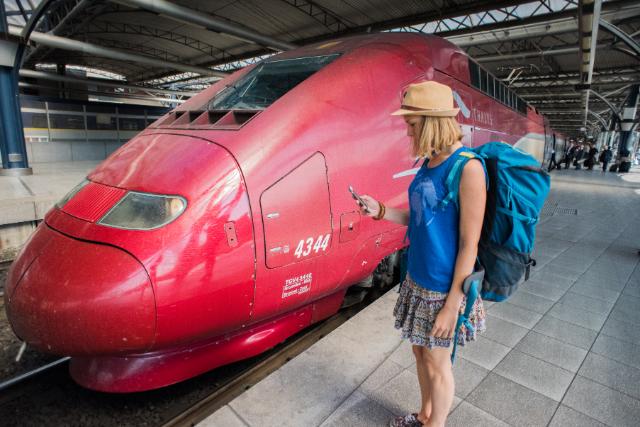 A Bizottság 60 000 vasúti utazási igazolványt oszt ki az európai fiatalok körében